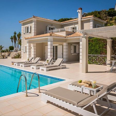 Villa Thalassa Kefaloniaprivatevillas Τραπεζάκι Εξωτερικό φωτογραφία