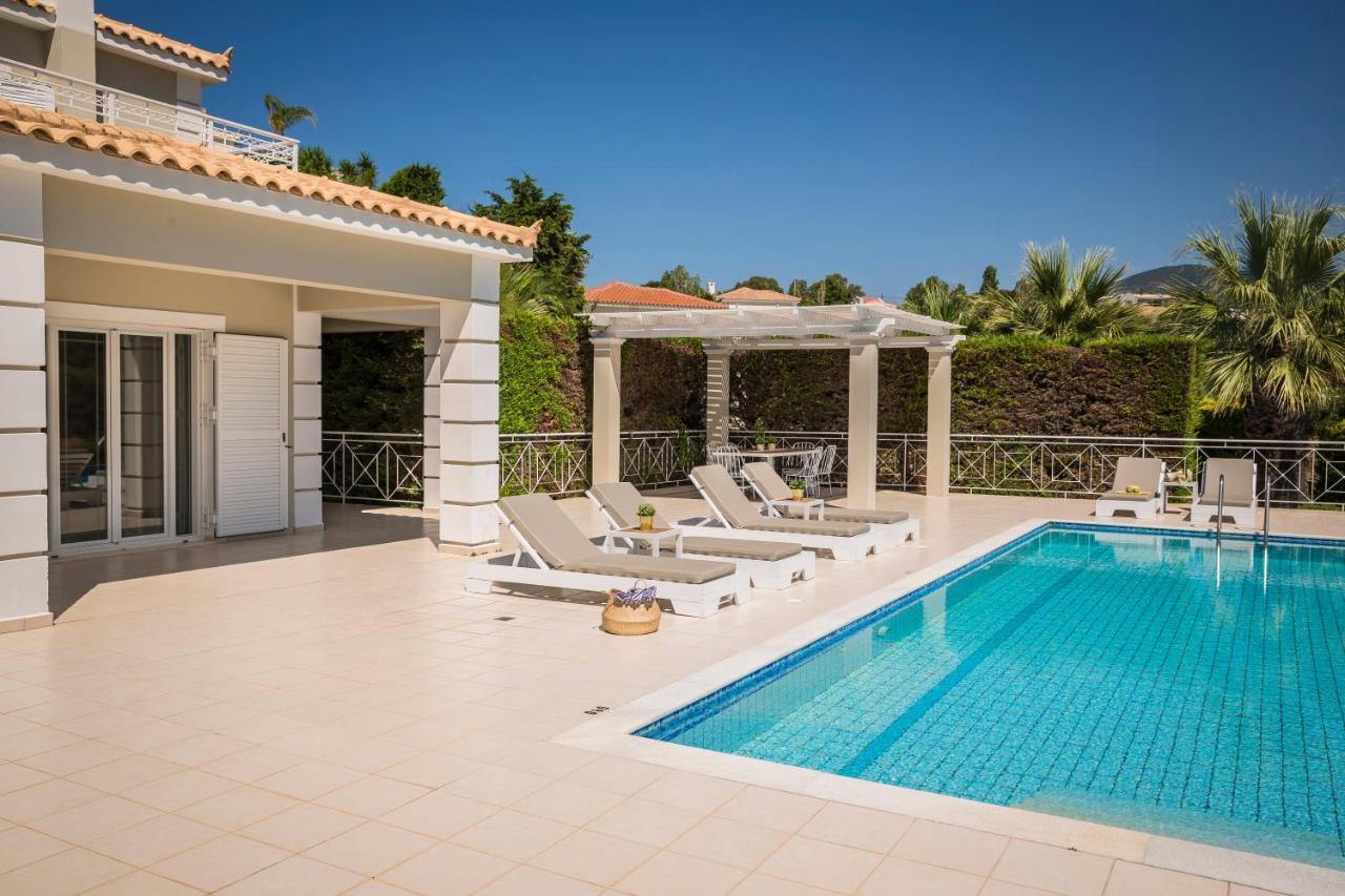 Villa Thalassa Kefaloniaprivatevillas Τραπεζάκι Εξωτερικό φωτογραφία