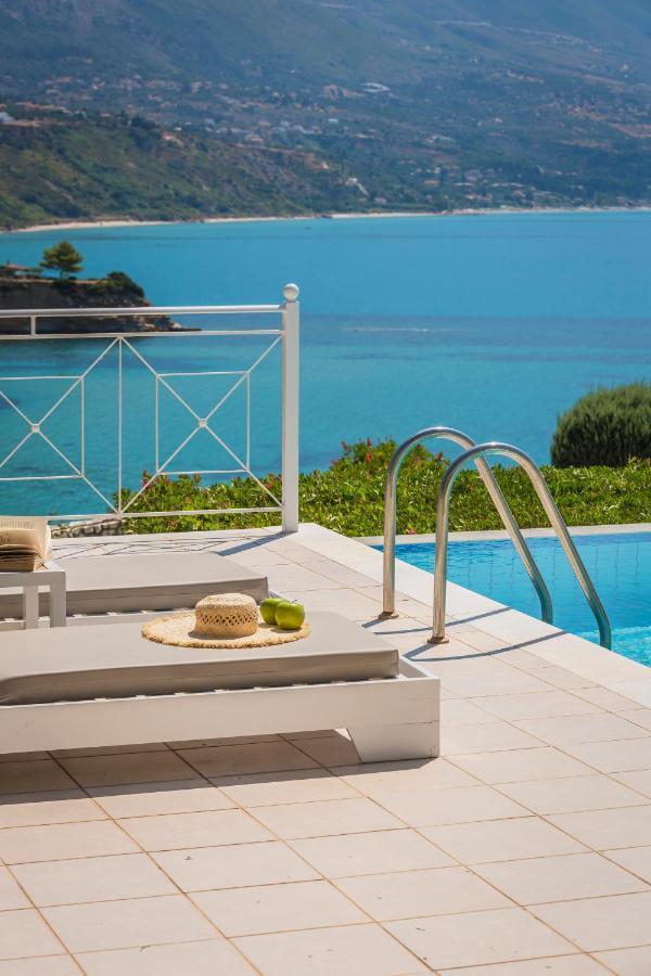 Villa Thalassa Kefaloniaprivatevillas Τραπεζάκι Εξωτερικό φωτογραφία