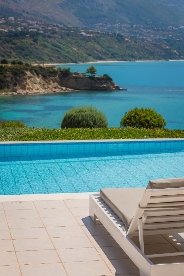Villa Thalassa Kefaloniaprivatevillas Τραπεζάκι Εξωτερικό φωτογραφία