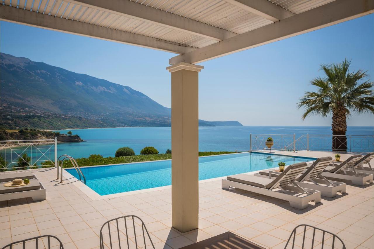 Villa Thalassa Kefaloniaprivatevillas Τραπεζάκι Εξωτερικό φωτογραφία