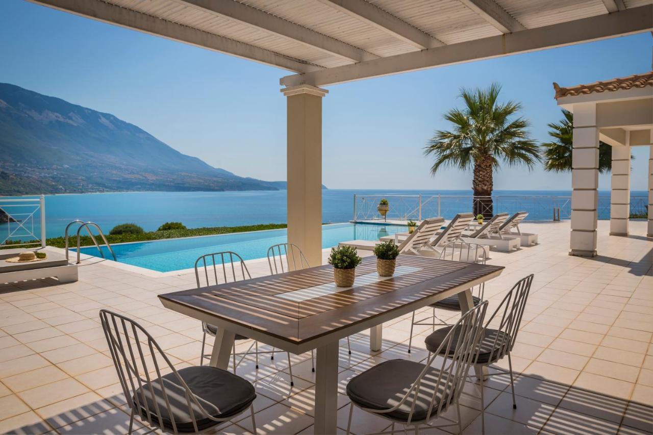 Villa Thalassa Kefaloniaprivatevillas Τραπεζάκι Εξωτερικό φωτογραφία